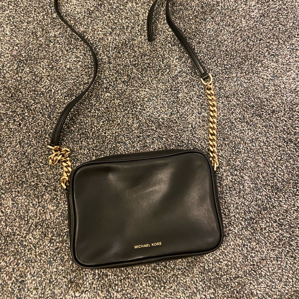 Black Michael Kors Cross body/over shoulder bag. Smoke free home